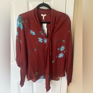 Beautiful / light weight Joie Blouse